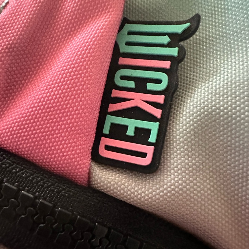 Wicked Kipling gradient magic pink green backpack NWT! - Picture 4 of 8